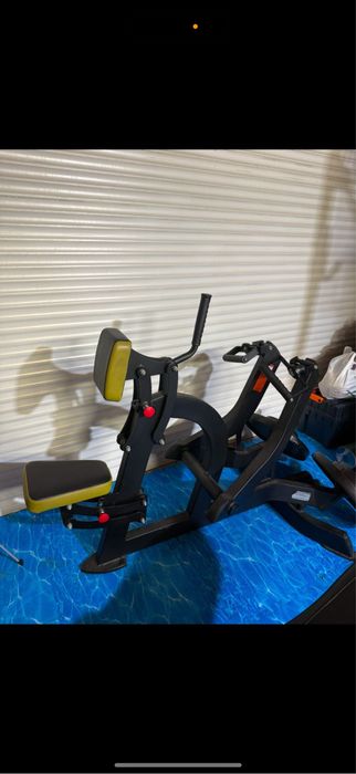 Aparat ramat interatletika cu manere reglabile