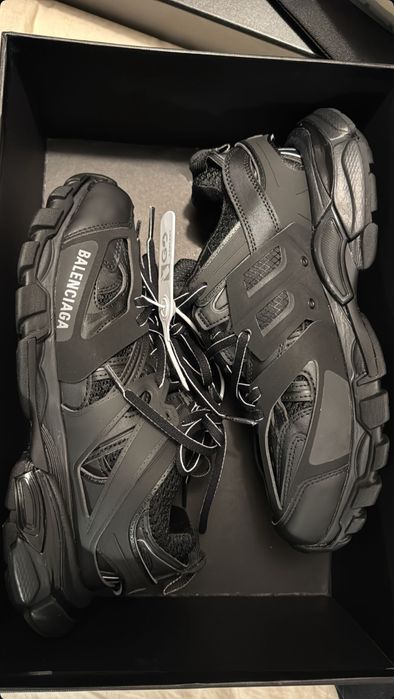 Balenciaga Track Black