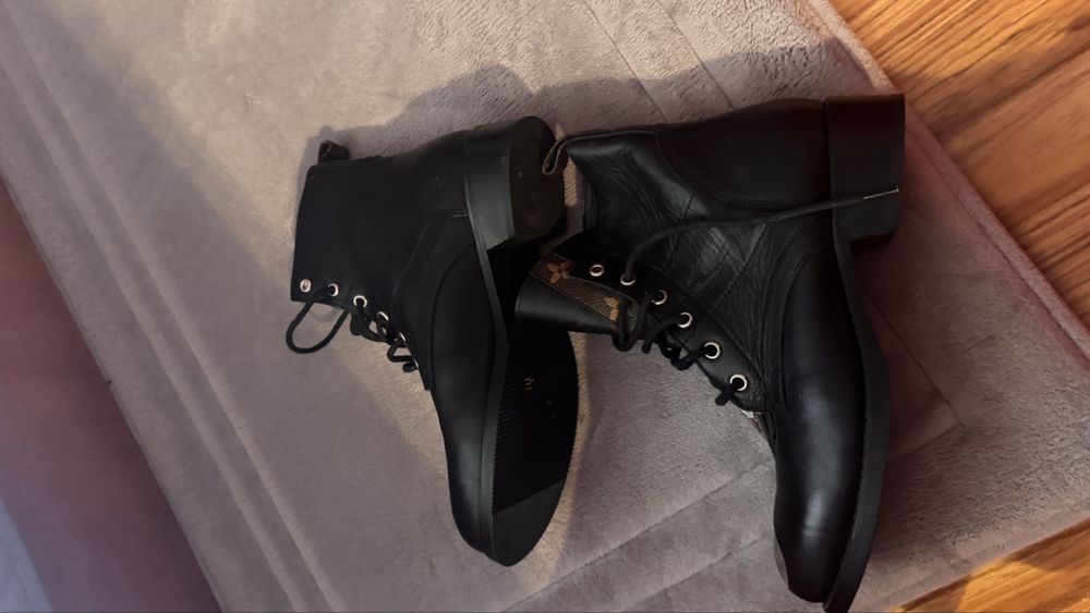 Боти естествена  кожа 37 номер