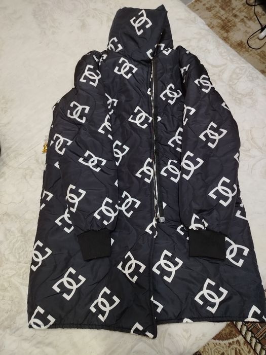 Продаю женскую куртку очень тёплая