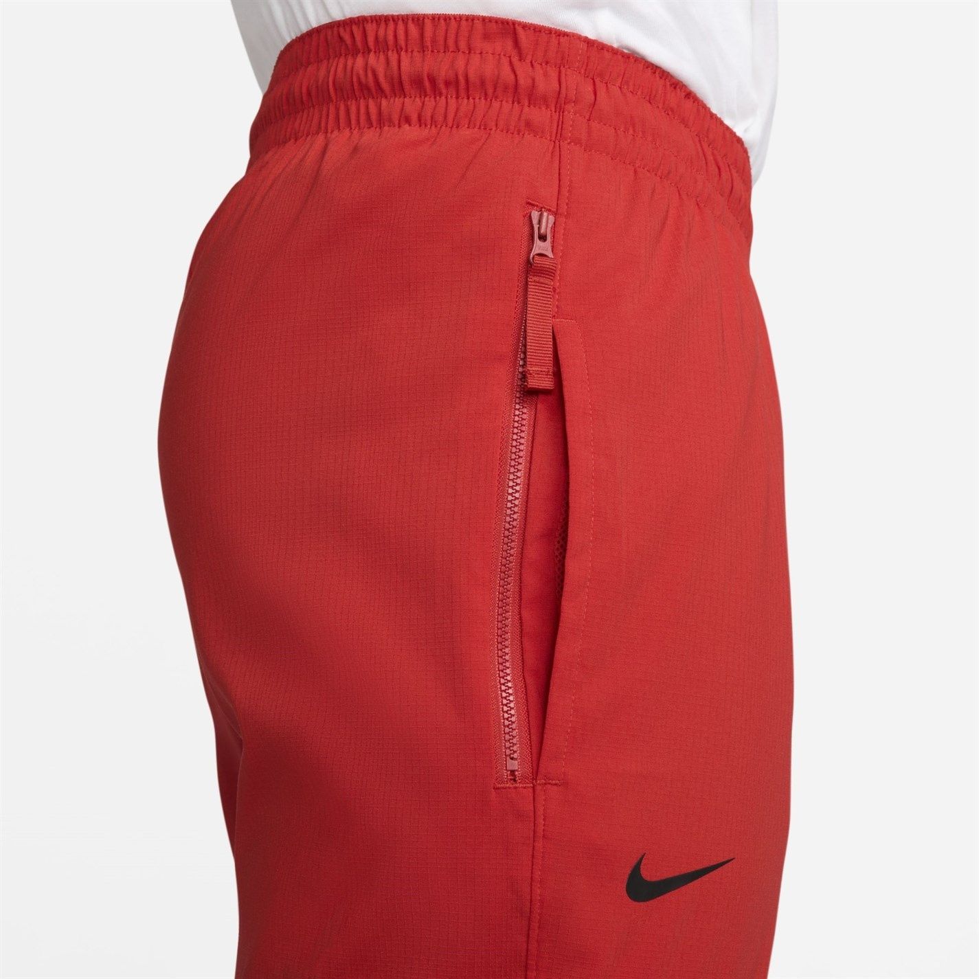 Елегантно долнище на Nike