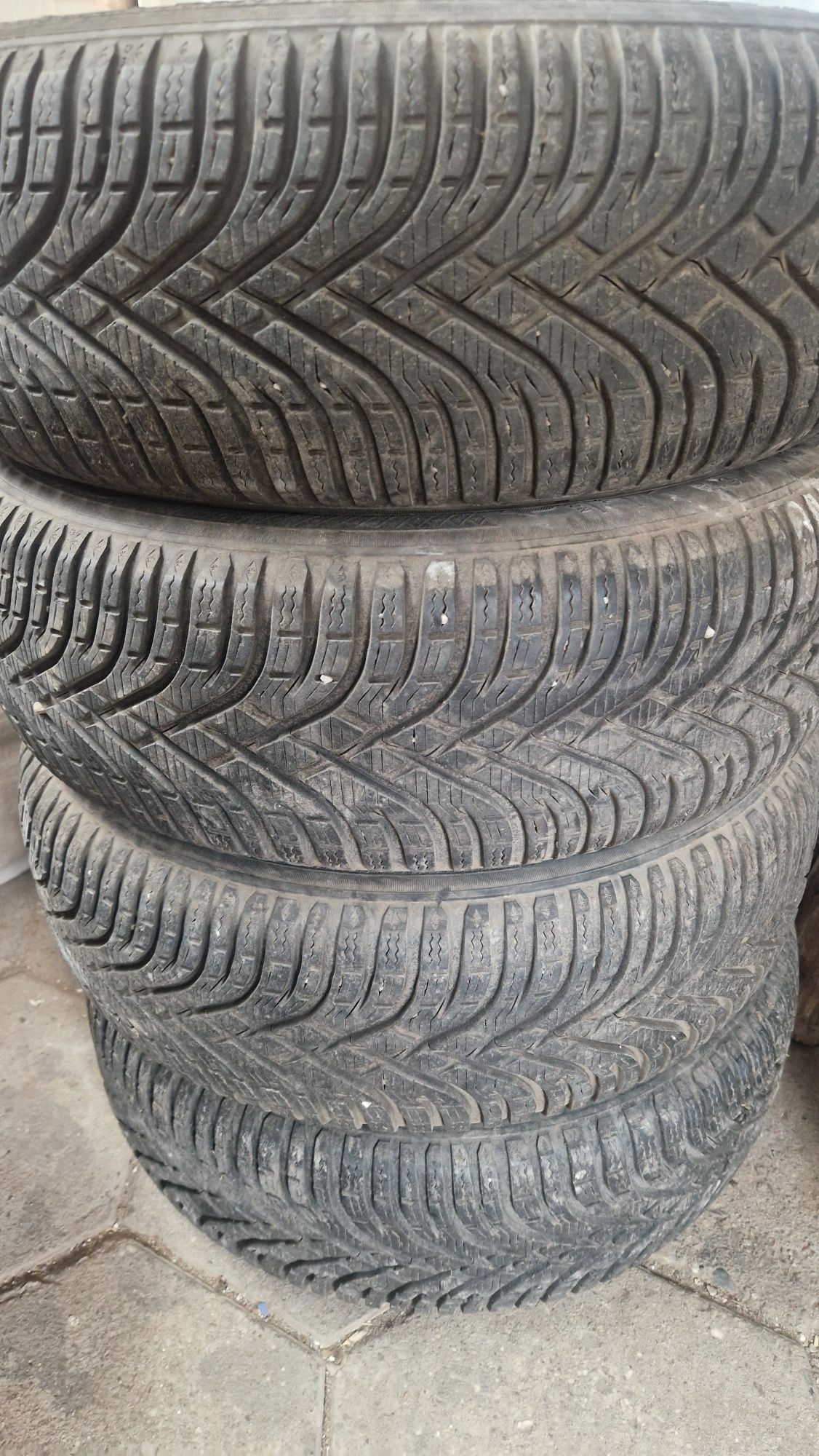 Зимни гуми 185 60 15