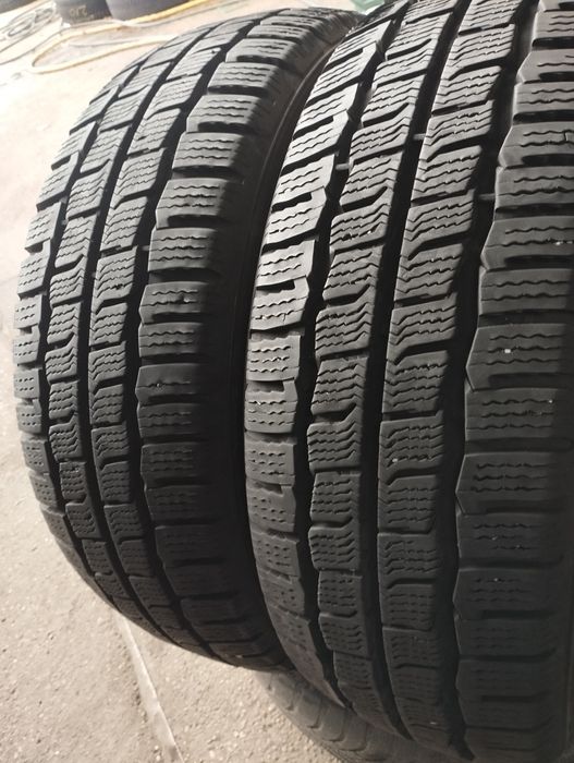 2 buc semi noi 215 65 16C Kumho iarna dot2024