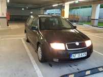 Vand skoda în stare foarte bună fără rugină și bătăi , merge super