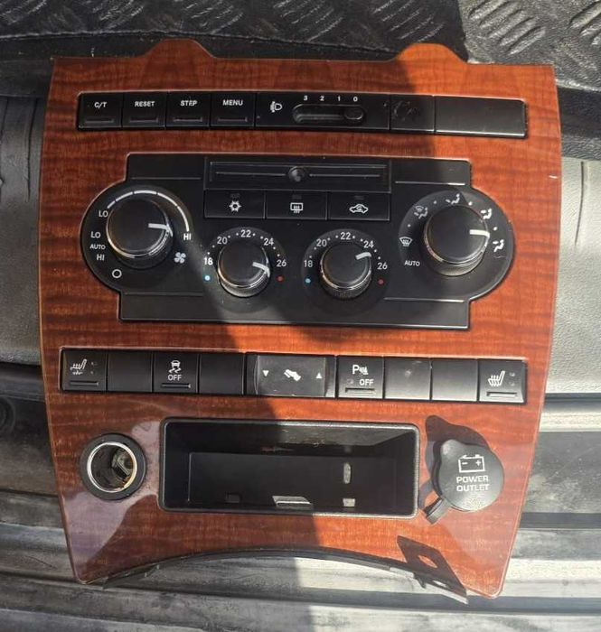 Vand panou central al consolei jeep grand cherokee wk an 2004-2010