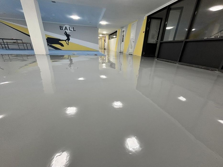 Полимерный полы: Эпоксидный и полеуретановый покрытия. ТОПИНГ