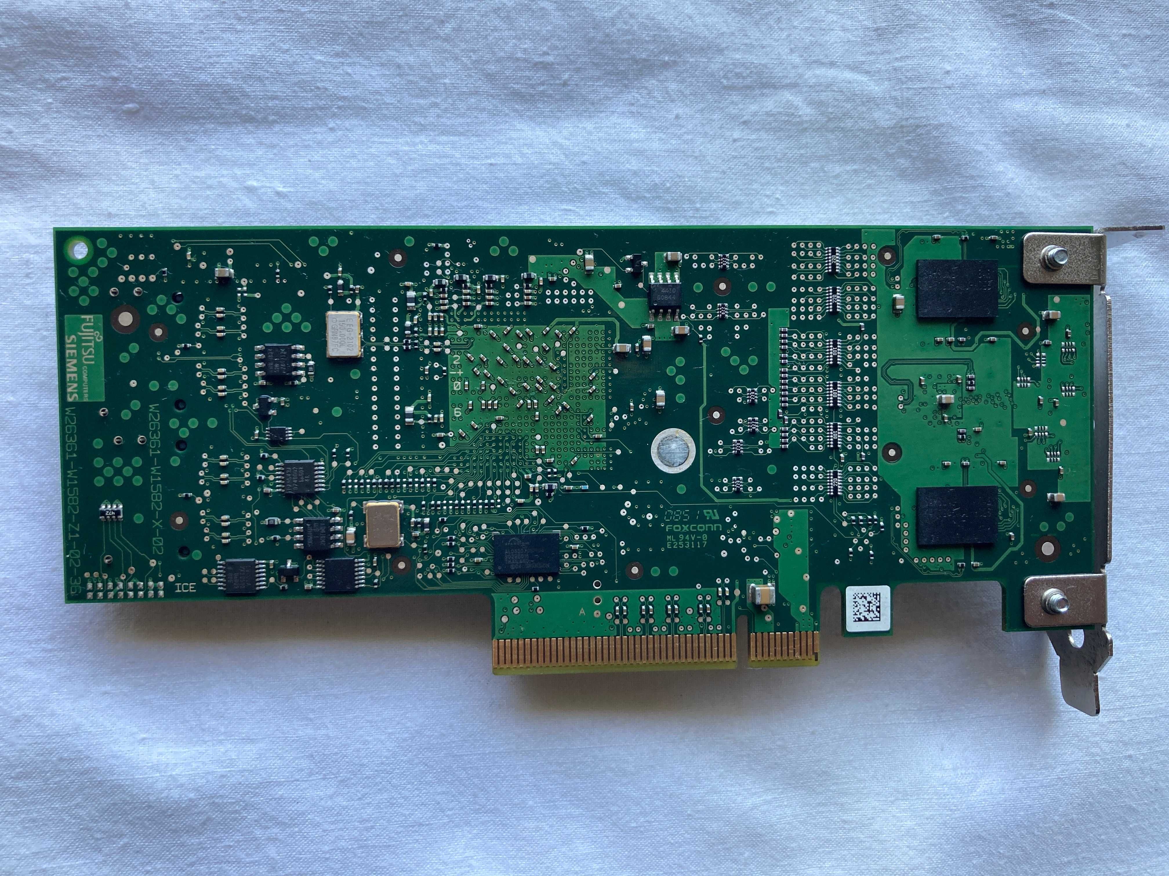 Controler RAID Fujitsu D2516-D11 GS1 SAS/SATA