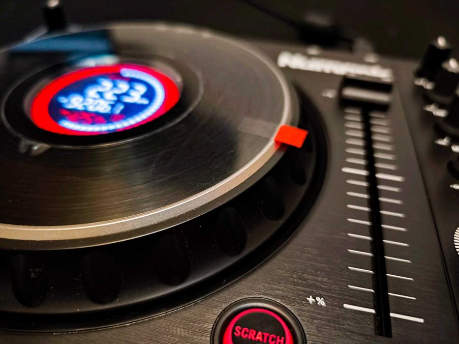 Consola DJ Numark Mixtrack Platinum FX NOUA Garantie 2027