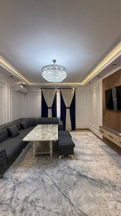 Продается 3 ком. Квартира площадью 105 кв.м. По ул. Рудаки ор. Караван