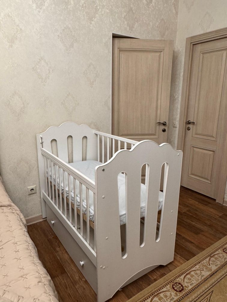 Продам детскую кровать манеж