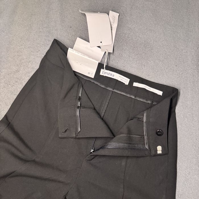 Pantaloni Bershka eleganți