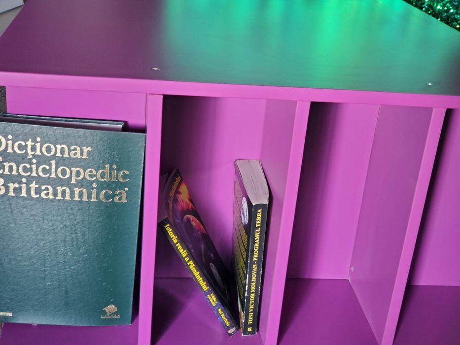 Masă de cafea stil bibliotecă