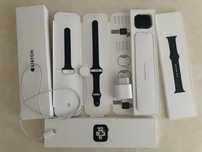 Apple Watch SE 44mm (Space Gray) + Полный комплект