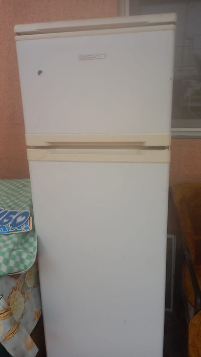 Продам холодильник 30000