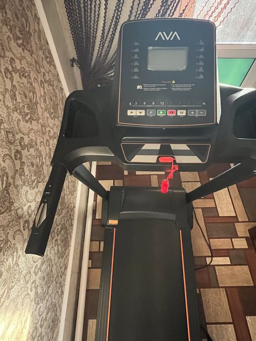 Продаётся беговая дорожка в отличном состоянии.