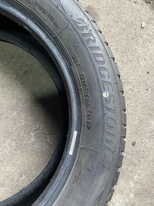 205/60/17 Bridgestone 2 бр 2023