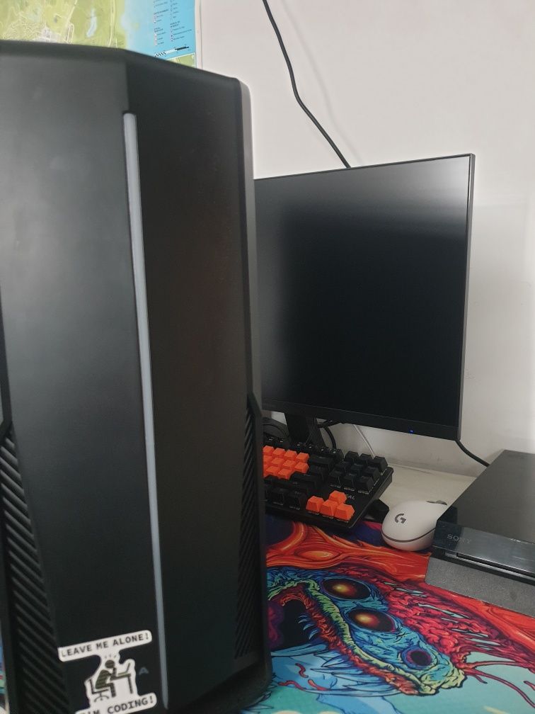 Vând calculator+monitor!!