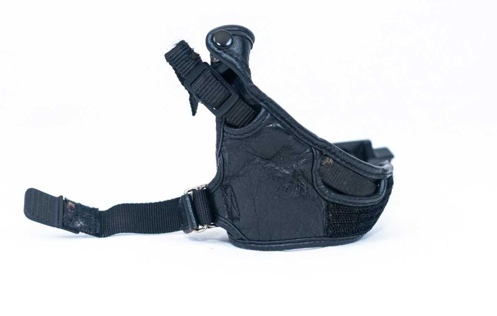 Grip de mana din piele pentru camera foto - Nikon AH-4