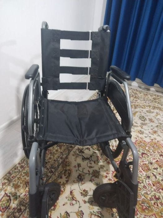 Инвалидная коляска