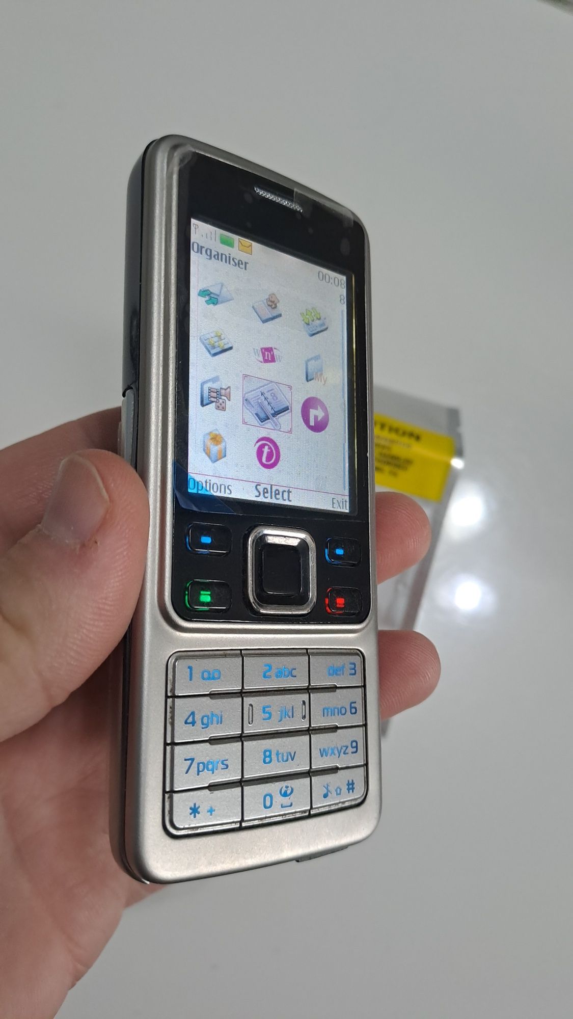 Vând Nokia 6300 bun