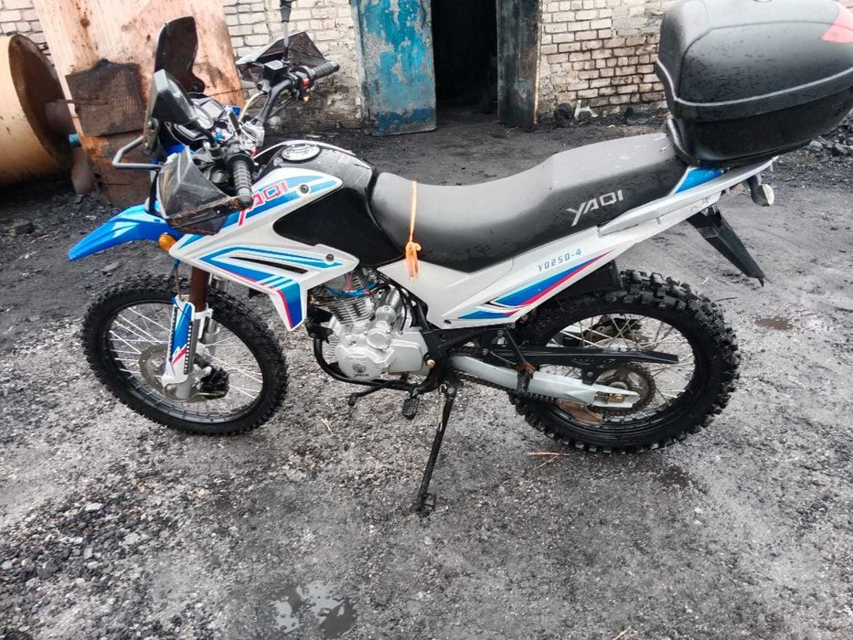 Продам мотоцикл 250 кубов