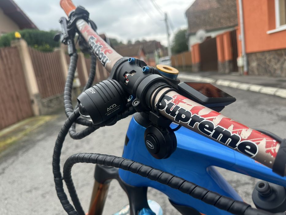 Bicicleta electrica Cube ActionTeam 750 carbon