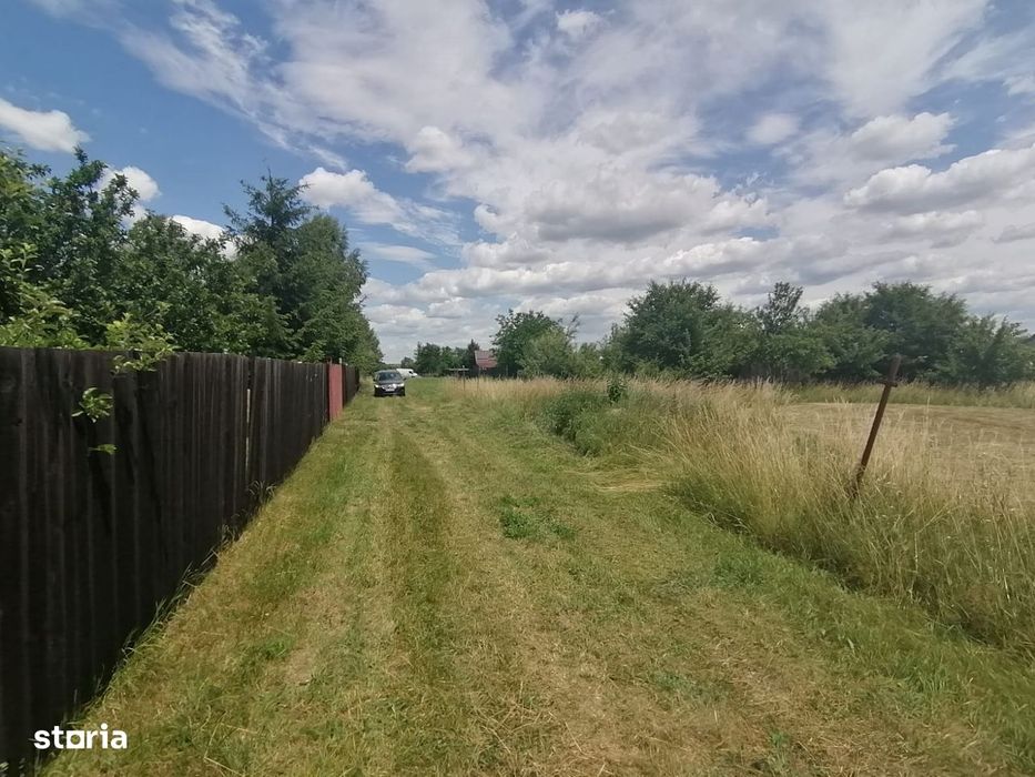 Teren intravilan de vanzare P Olt