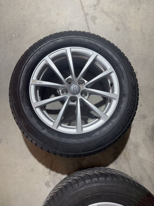 Jante aliaj r17 Audi + anvelope iarna