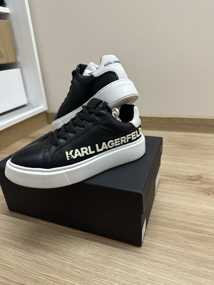 Обувки Karl Lagerfeld