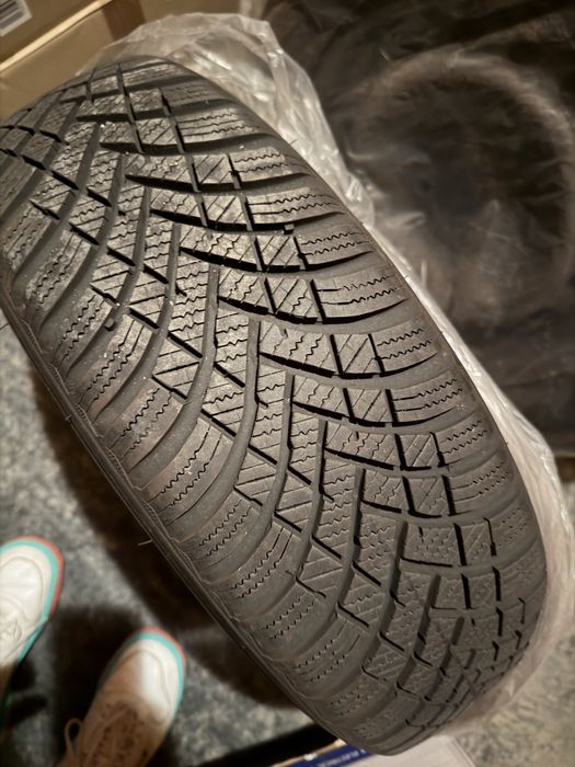 Зимни гуми Hankook 175/65/R14 с джанти за Renault Twingo