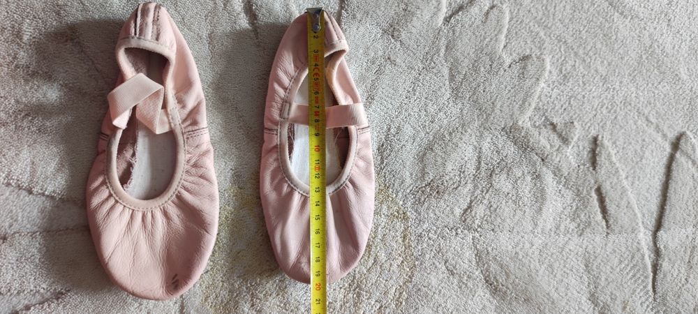 Vand demi-poante (opincute ) balet din piele naturala