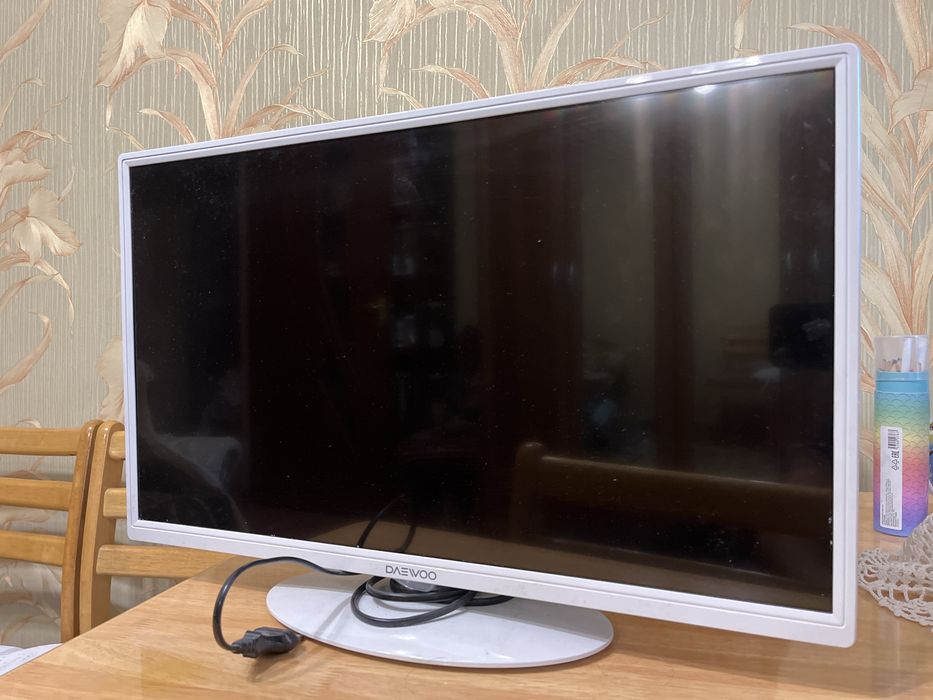Продаю телевизор Daewoo L24S631VKE (24”)