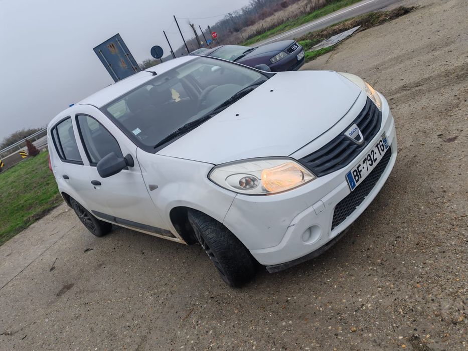 Dacia Sandero 1.4 gpl 2011
