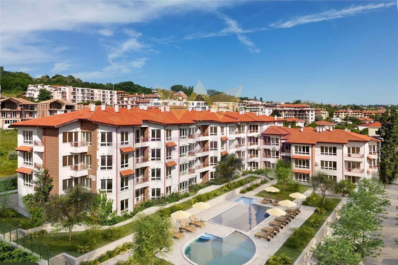 Продава се Двустаен апартамент в Бяла - 62 кв.м за 759 €/кв.м - Снимка #2