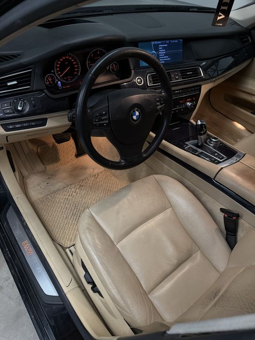 BMW 730d / 2009/  4 butoane / posibilitate Rate