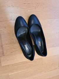 Черни обувки от естествена кожа GiAnni
