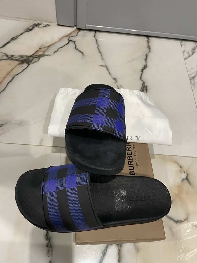 Мъжки чехли Burberry