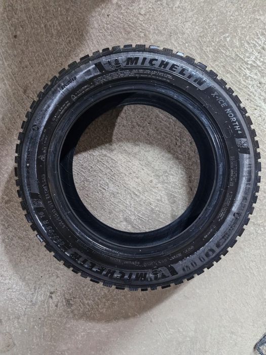 MICHELIN X-Ice North резина
2 шины отъездом 4 месяца