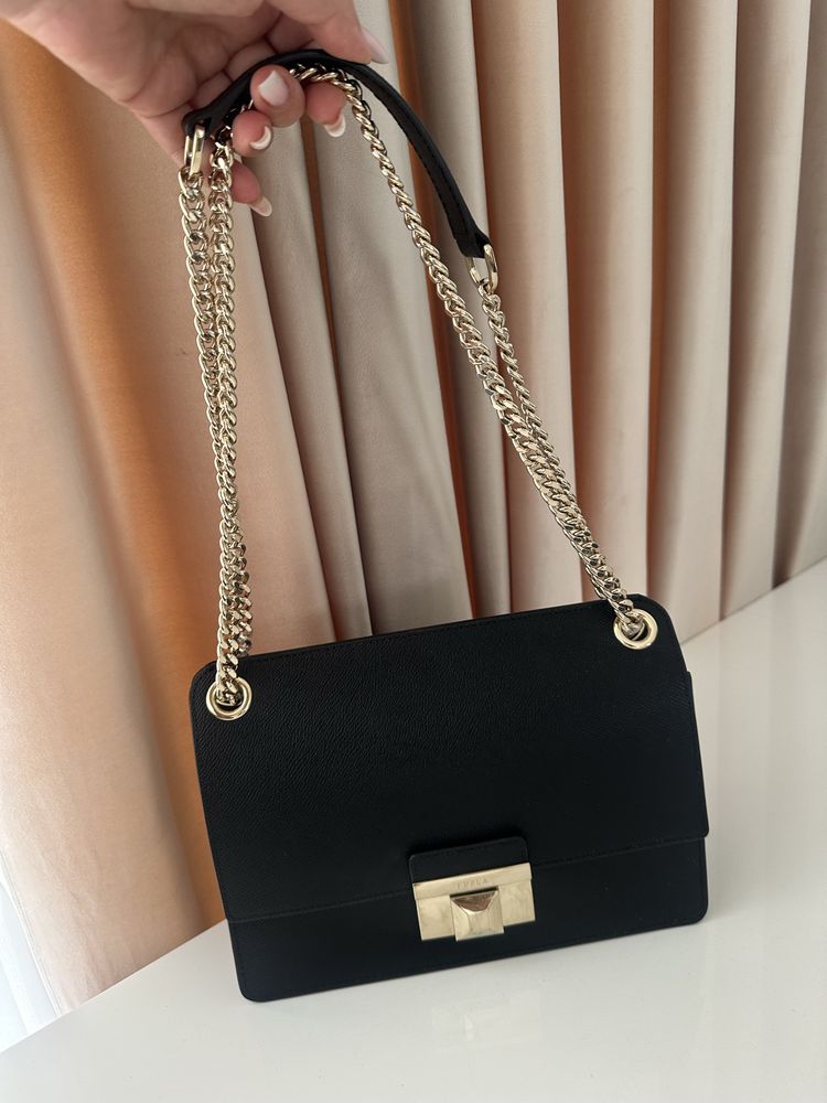Geantă Furla neagră