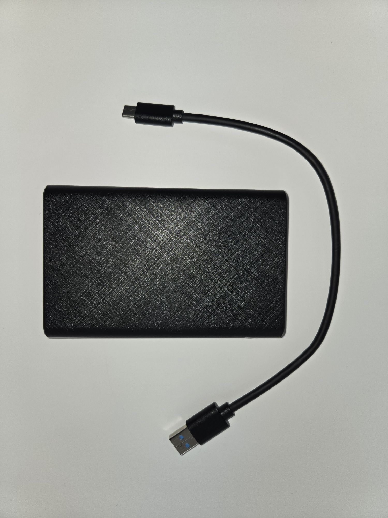 Внешный жесткий диск  TOSHIBA 1 TB