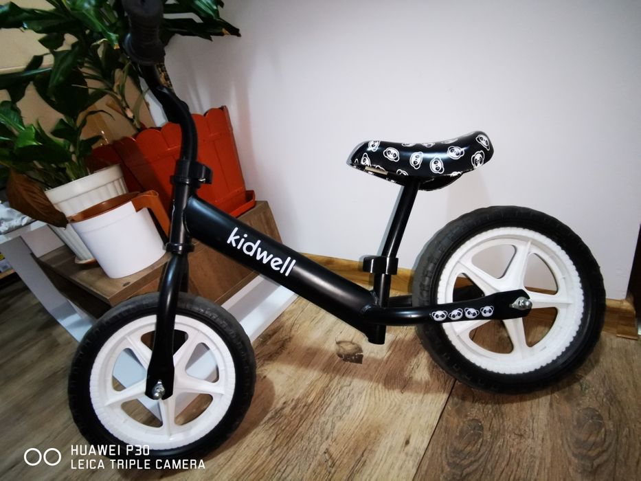 Bicicleta de echilibru fara pedale