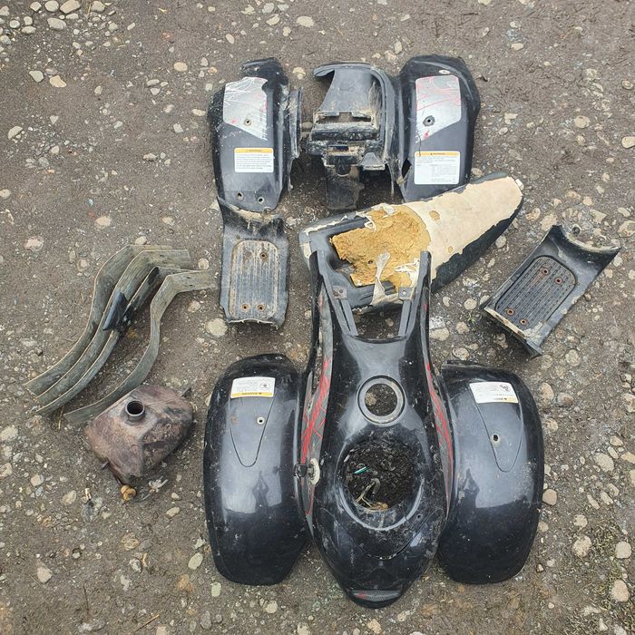 SET Carena ATV DEFENDER-Sa-Scarite-Rezervor-Plastice-Far-Prindere-TOT