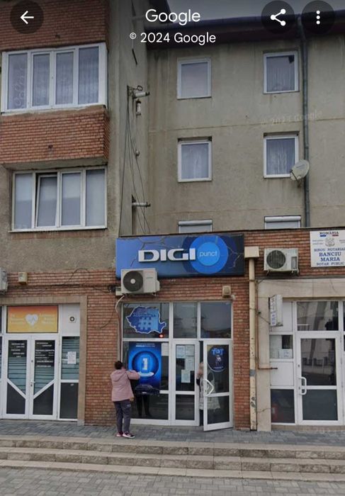 Vand spatiu comercial in Teius