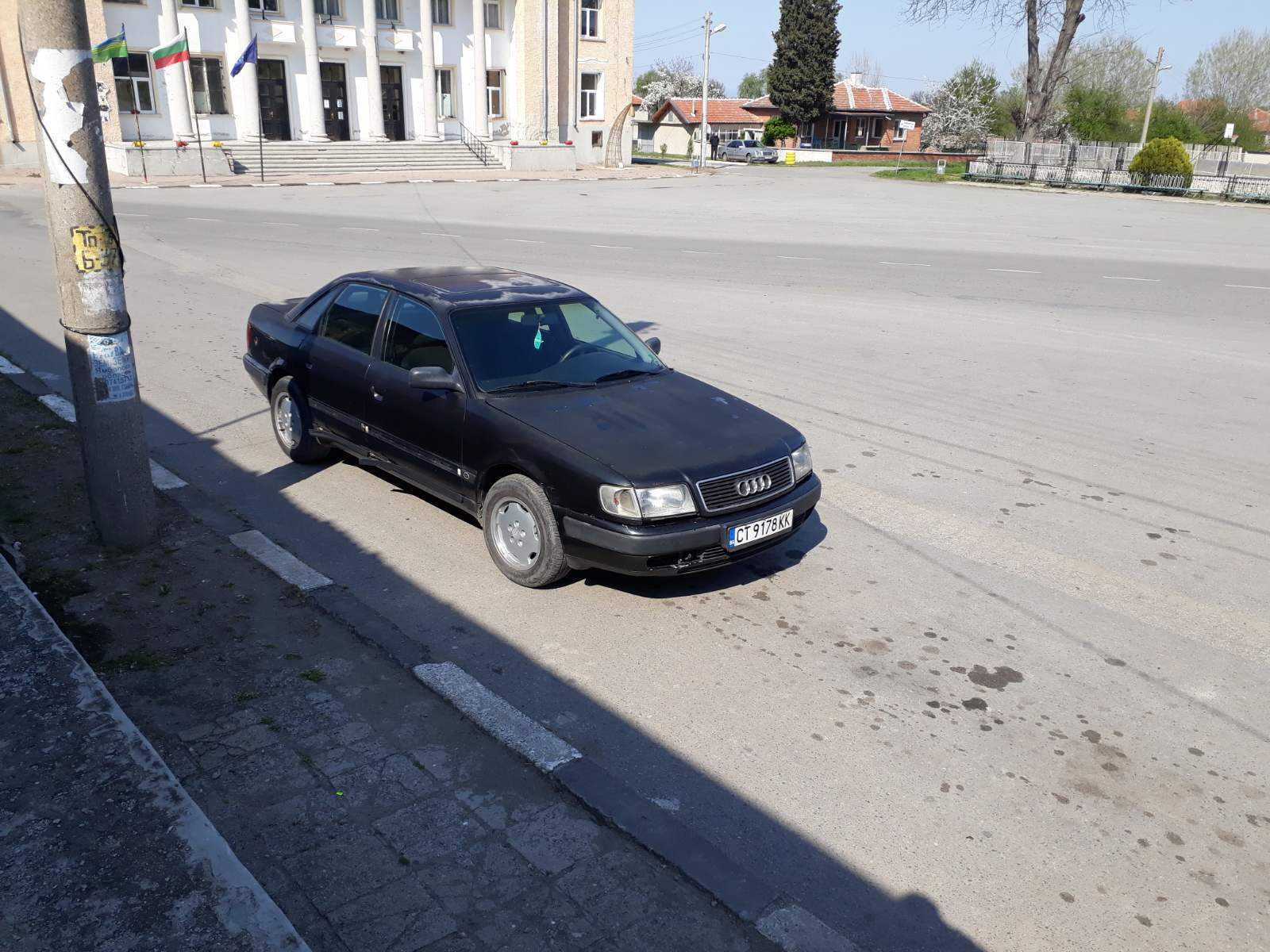 Продавам Audi 100C4 2.3 E