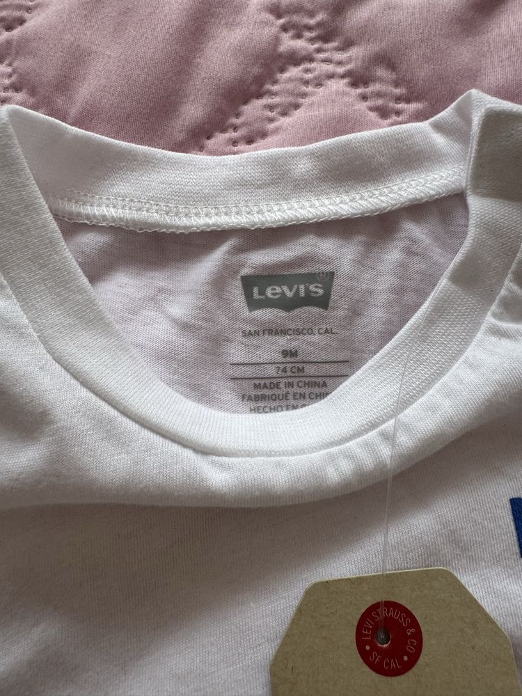 Set Levi’s si tricou Levis si Hugo Boss 74