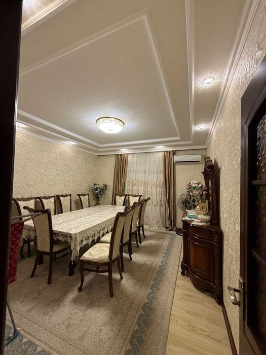 Берунийда ажойиб 4 хонали квартира сотилади, 110 м2