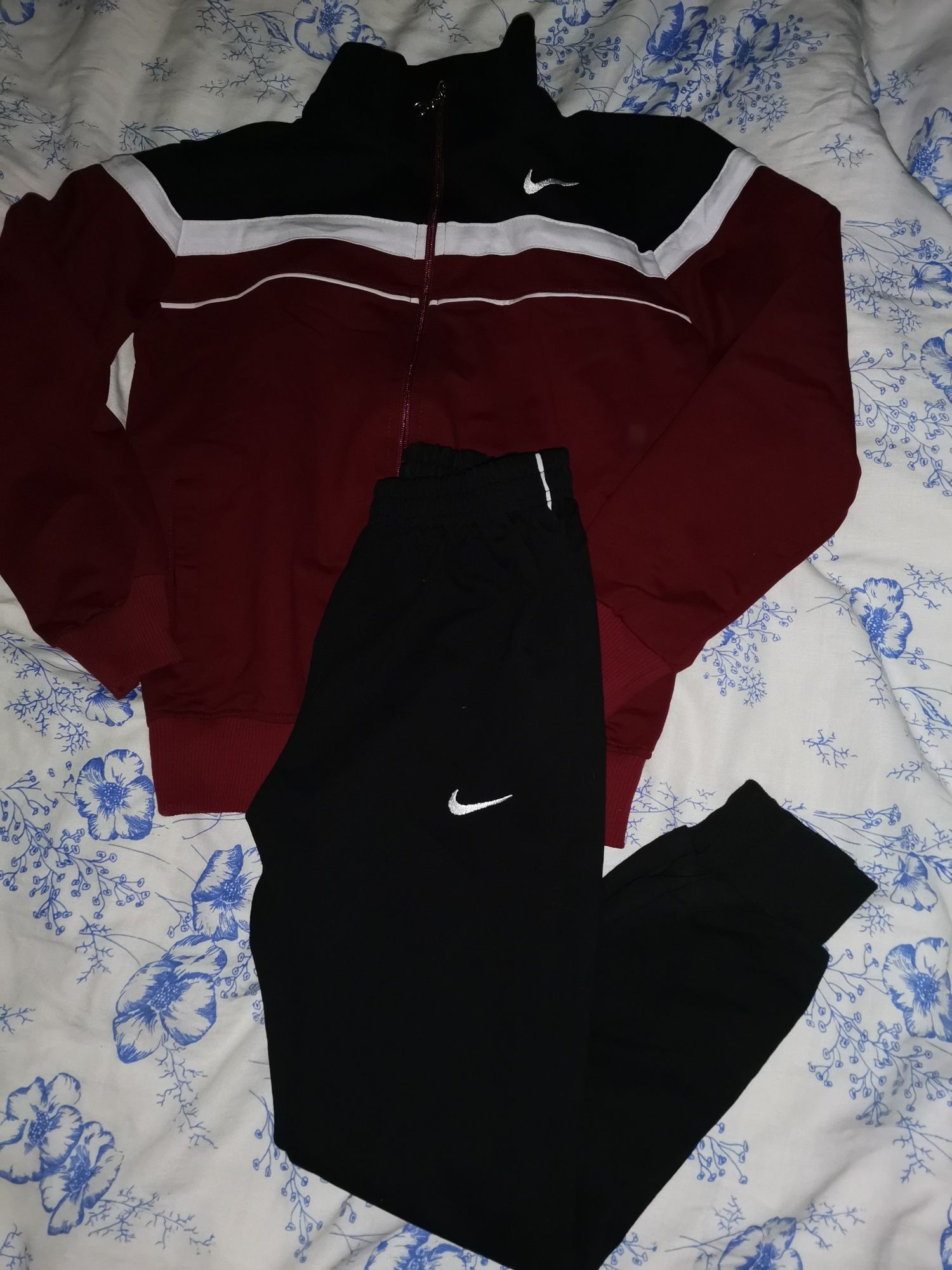 Trening Nike marimea 152