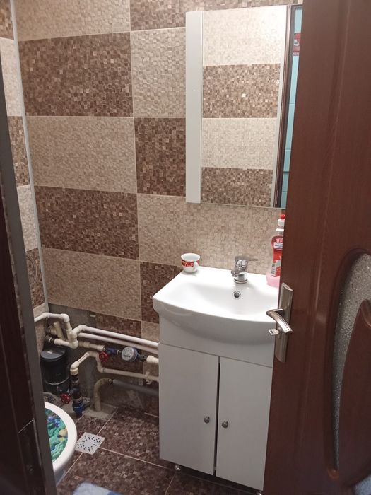 Vând apartament 81mp