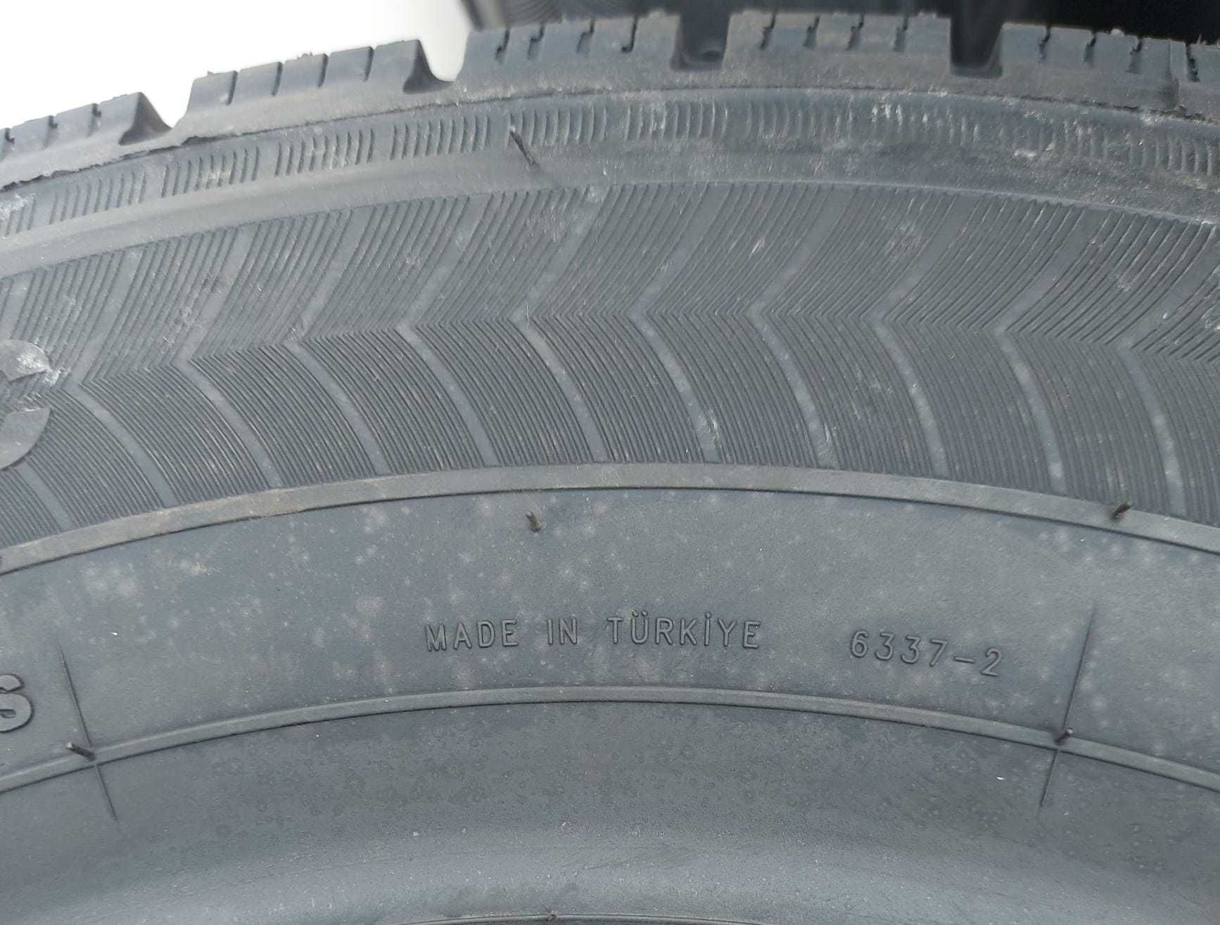 195/70 R15C, 104R,PETLAS, PT925,  Anvelope mixte M+S