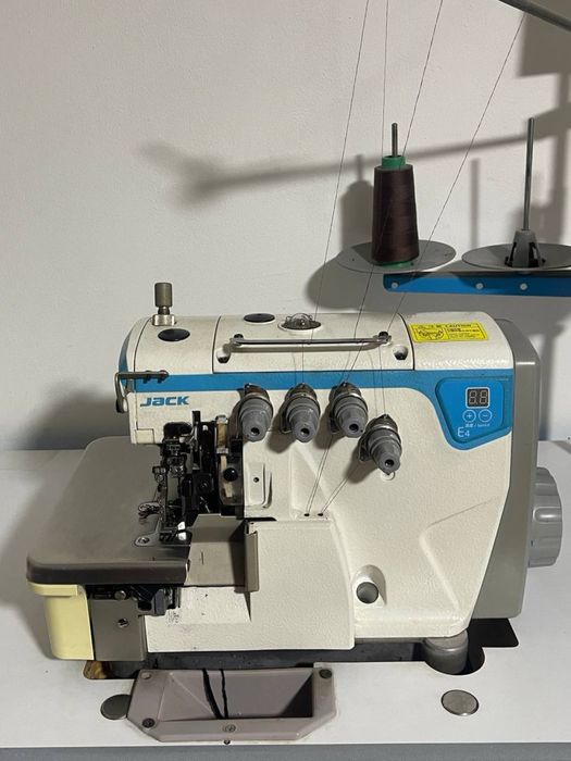 Оверлок ,,Jeac’’